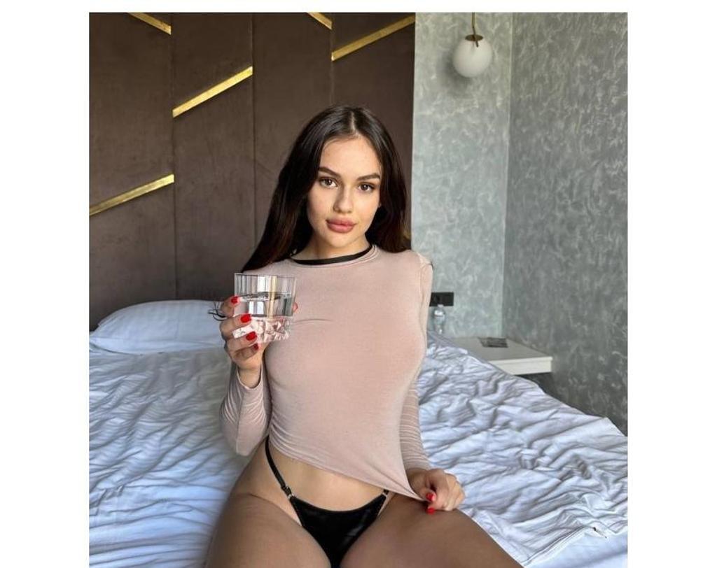  is Female Escorts. | East Midlands | United Kingdom | United Kingdom | scarletamour.com 