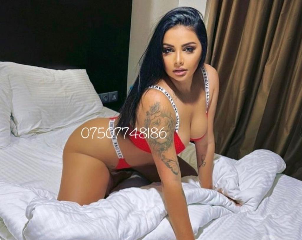  is Female Escorts. | Essex | United Kingdom | United Kingdom | scarletamour.com 