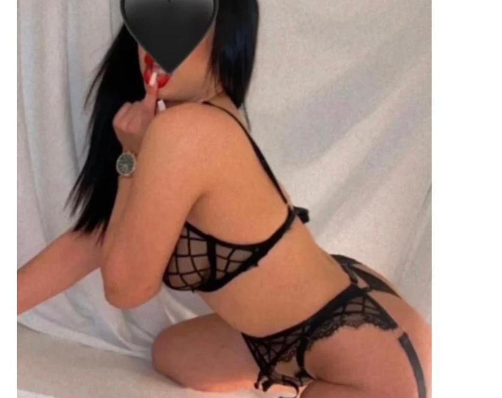  is Female Escorts. | Essex | United Kingdom | United Kingdom | scarletamour.com 