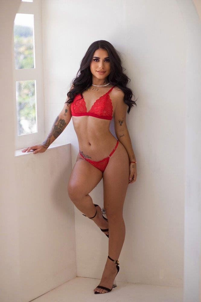 Lena Escobar is Female Escorts. | Wollongong | Australia | Australia | scarletamour.com 