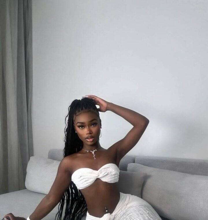 
                        VotreAltesse
                     is Female Escorts. | Montreal | Quebec | Canada | scarletamour.com 
