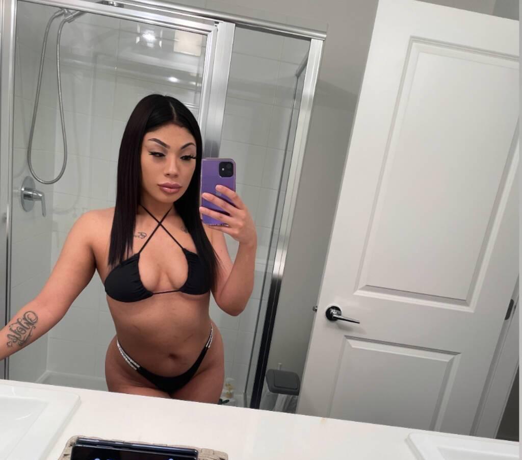 
                        Brianna
                     is Female Escorts. | Yukon | Yukon | Canada | scarletamour.com 