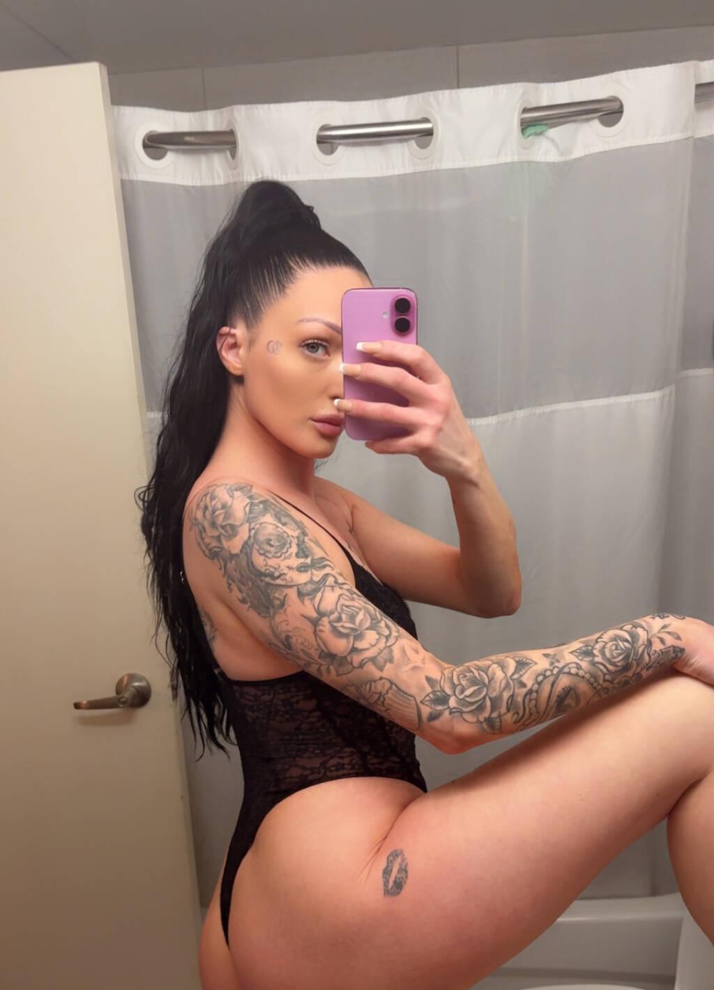 
                        Hurricane Khloe
                     is Female Escorts. | Toronto | Ontario | Canada | scarletamour.com 