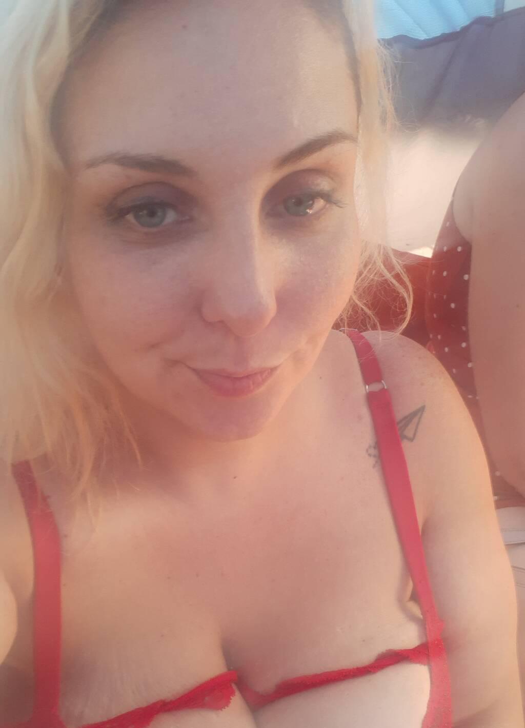 
                        Nova
                     is Female Escorts. | St. John | New Brunswick | Canada | scarletamour.com 