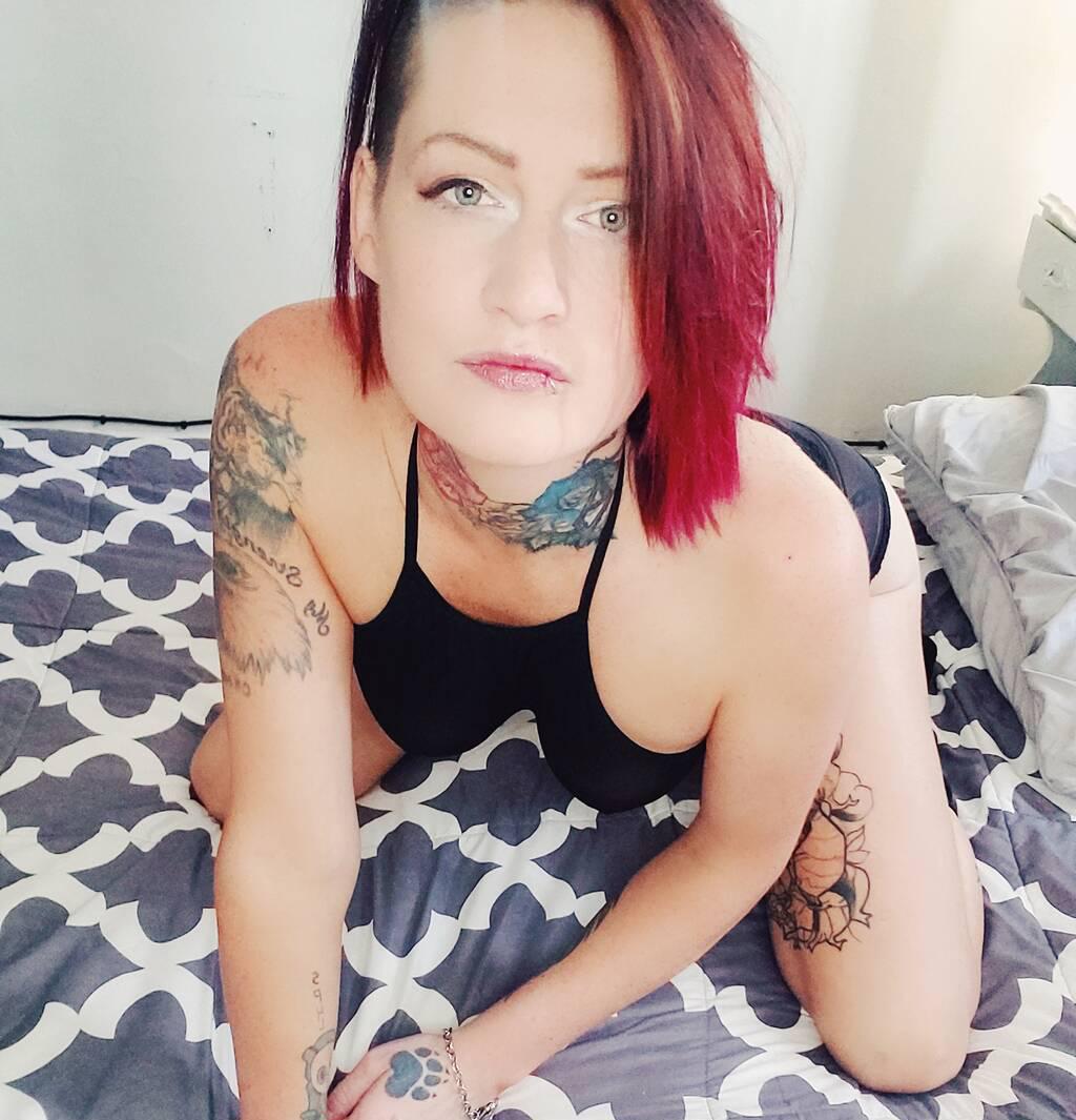 
                        Tessa
                     is Female Escorts. | Hamilton | Ontario | Canada | scarletamour.com 