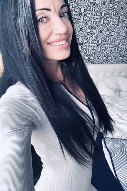  is Female Escorts. | Norwich | Connecticut | United States | scarletamour.com 