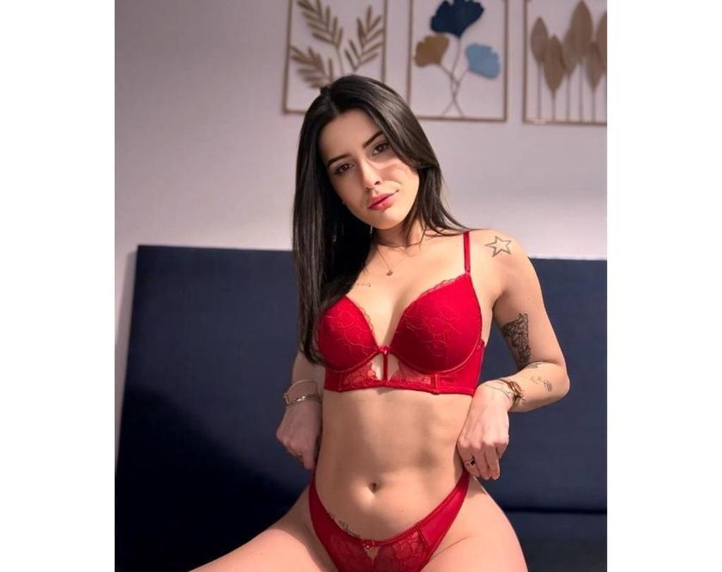  is Female Escorts. | East Midlands | United Kingdom | United Kingdom | scarletamour.com 