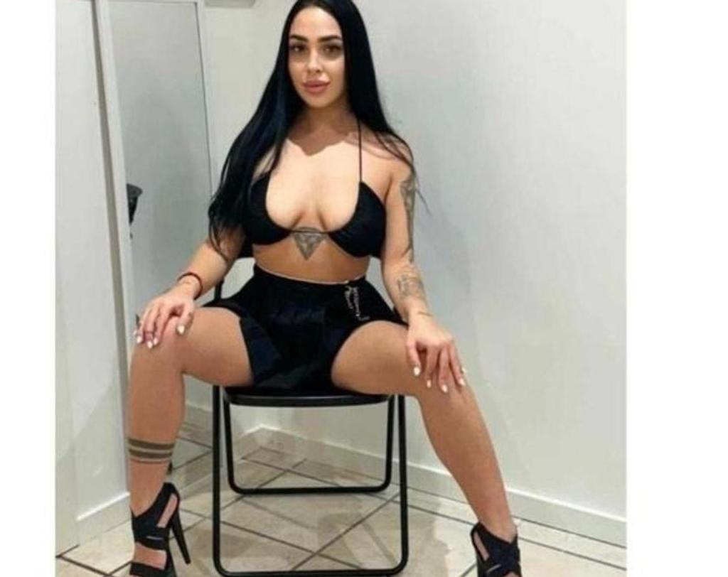  is Female Escorts. | East Midlands | United Kingdom | United Kingdom | scarletamour.com 