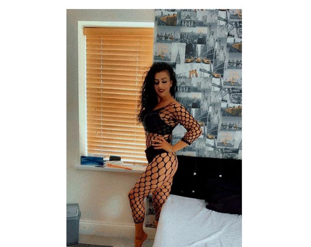  is Female Escorts. | East Midlands | United Kingdom | United Kingdom | scarletamour.com 