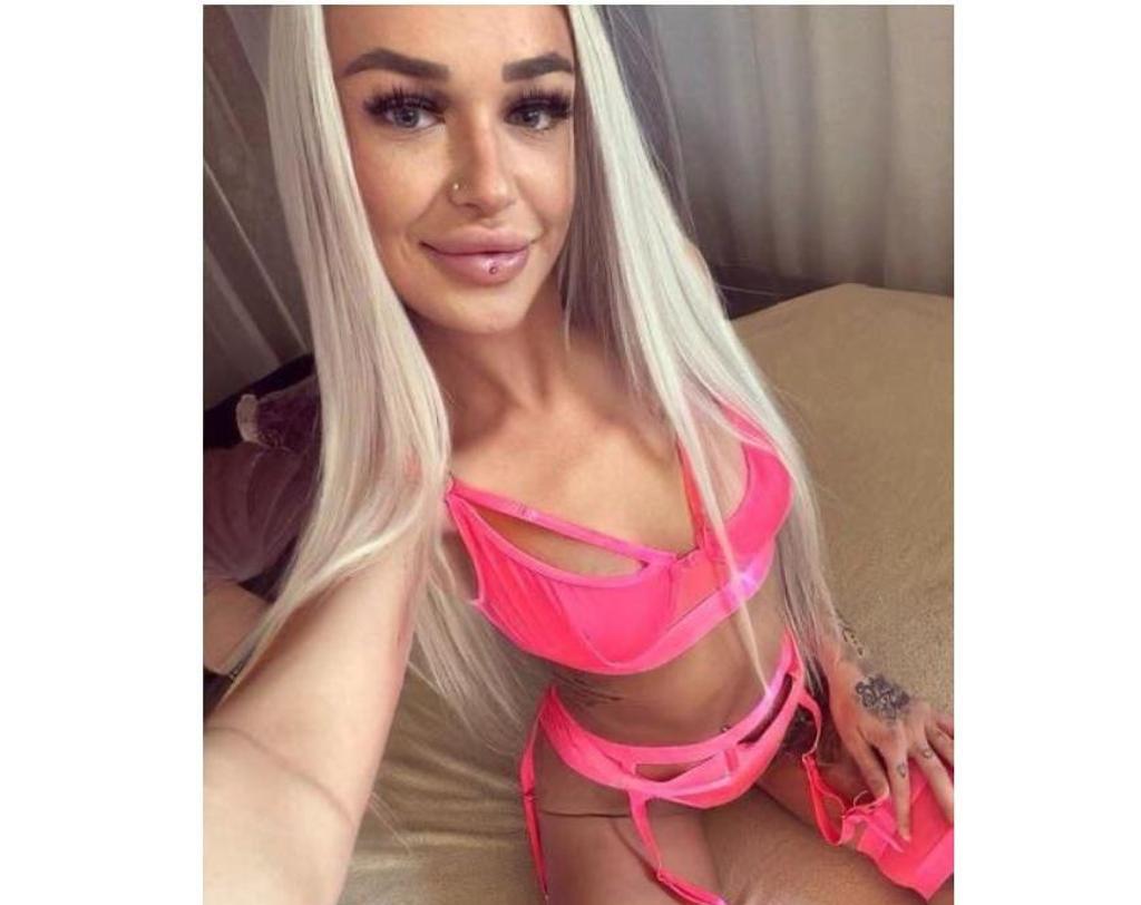  is Female Escorts. | Kent | United Kingdom | United Kingdom | scarletamour.com 
