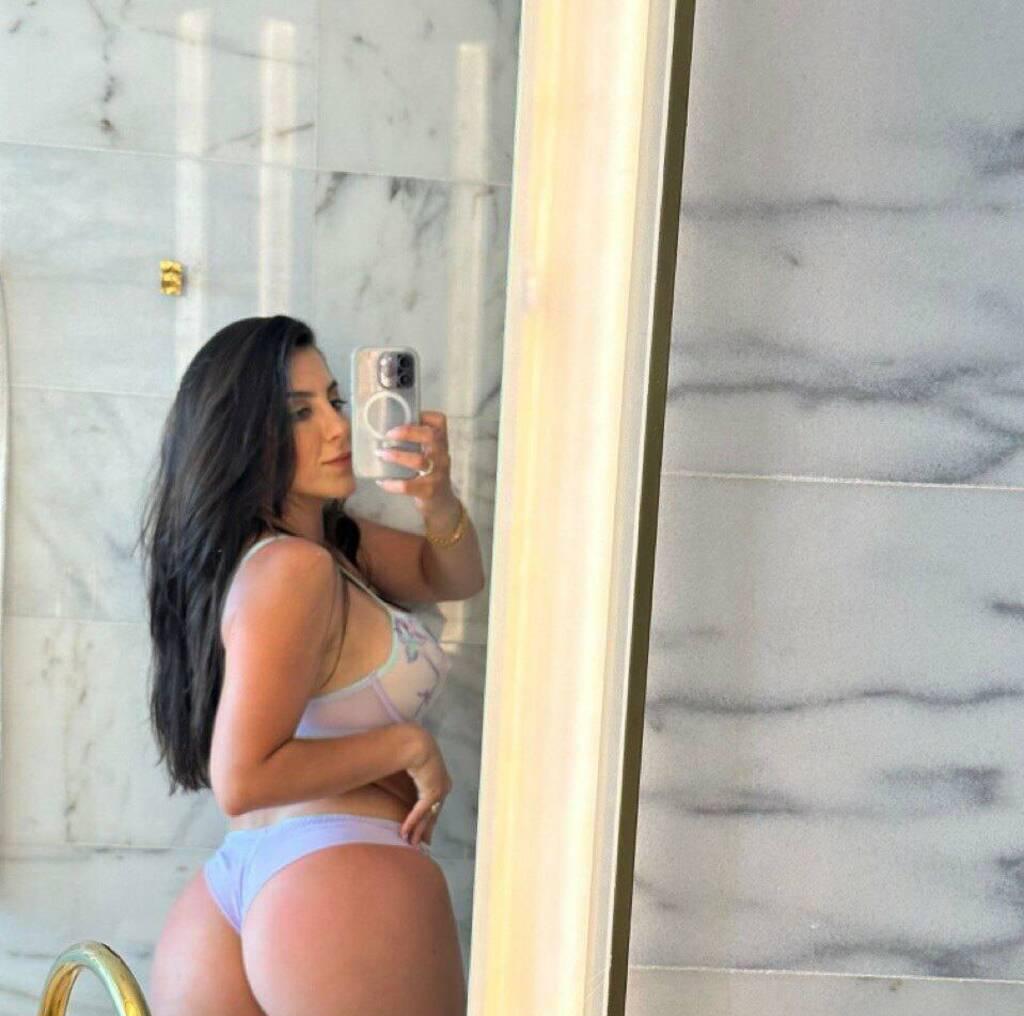 
                        Minouche
                     is Female Escorts. | St. Albert | Alberta | Canada | scarletamour.com 