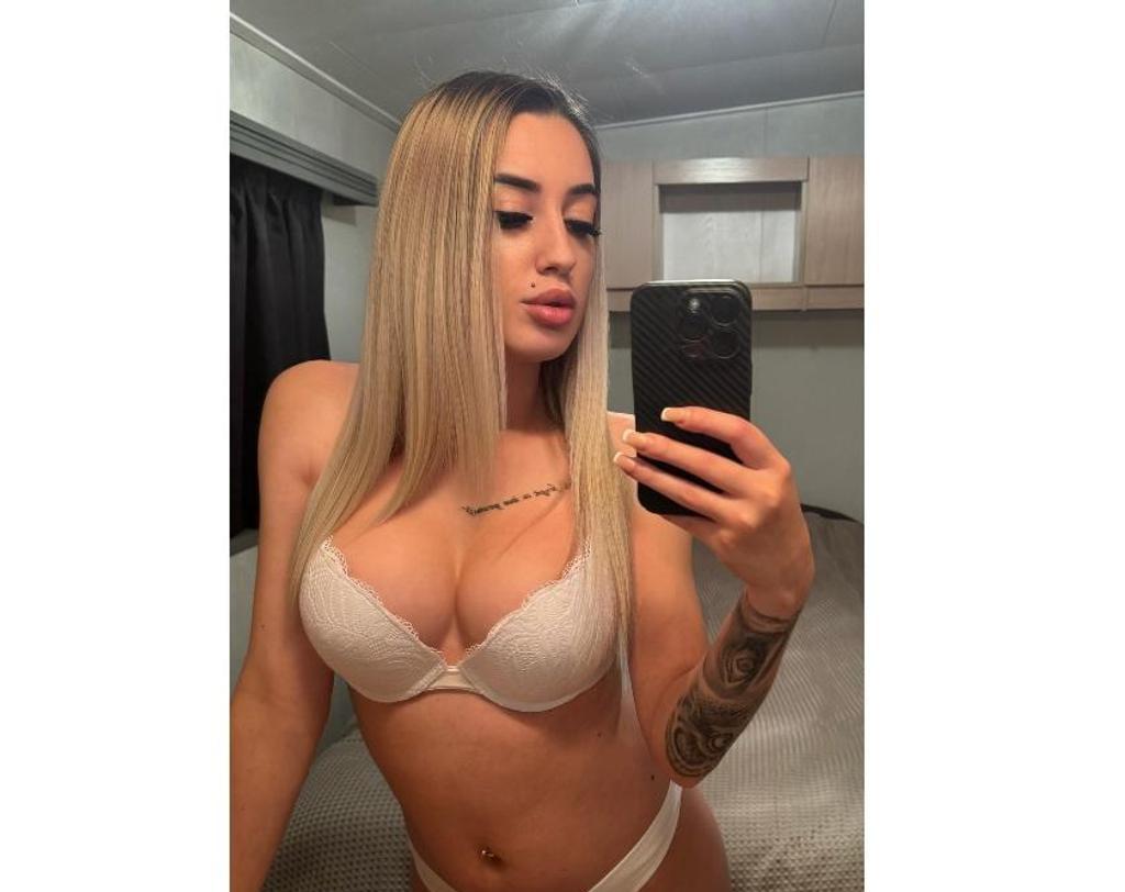  is Female Escorts. | Leeds | United Kingdom | United Kingdom | scarletamour.com 