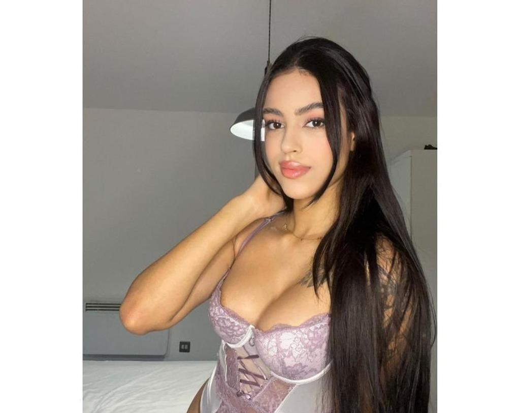  is Female Escorts. | East Midlands | United Kingdom | United Kingdom | scarletamour.com 