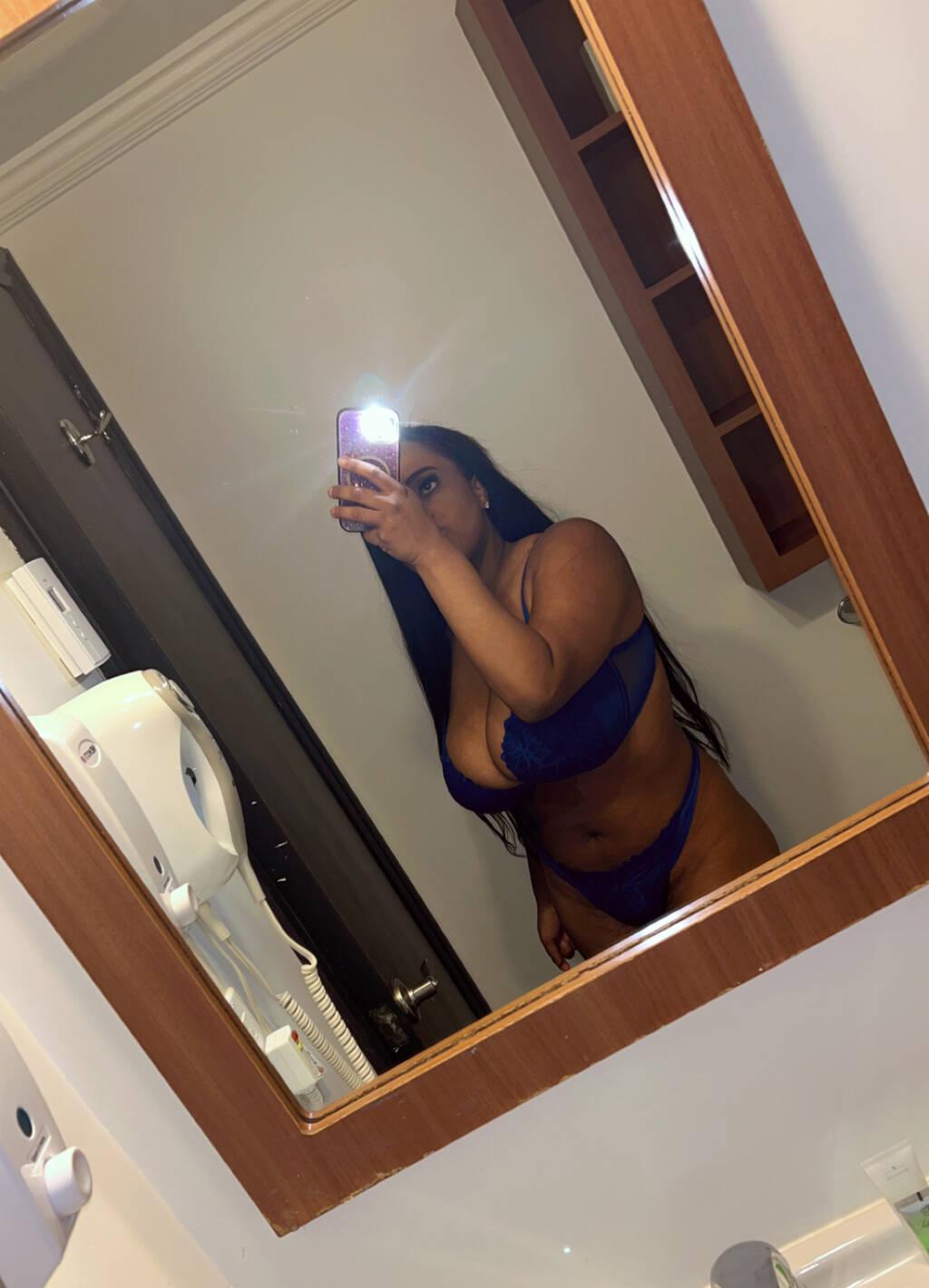 
                        Carla
                     is Female Escorts. | Quebec City | Quebec | Canada | scarletamour.com 