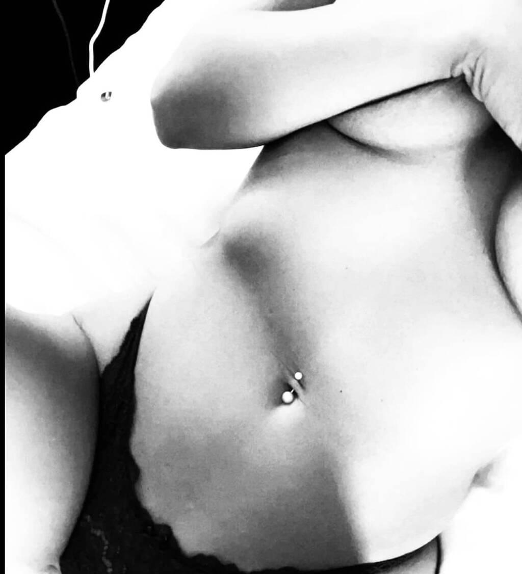 
                        Bianca
                     is Female Escorts. | Quebec City | Quebec | Canada | scarletamour.com 