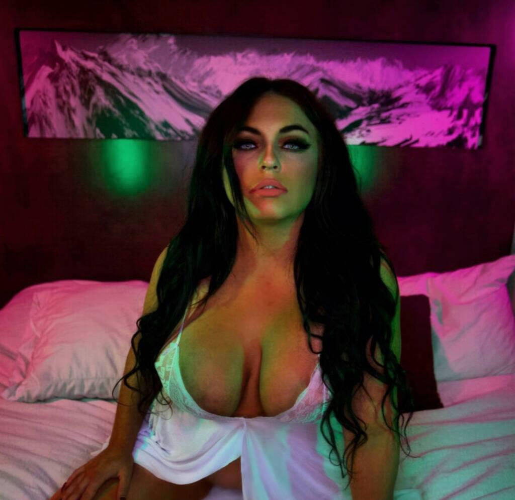 
                        ***HIRING ***
                     is Female Escorts. | Calgary | Alberta | Canada | scarletamour.com 