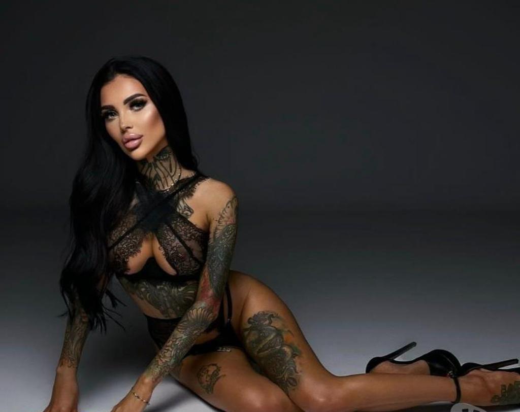  is Female Escorts. | London | United Kingdom | United Kingdom | scarletamour.com 
