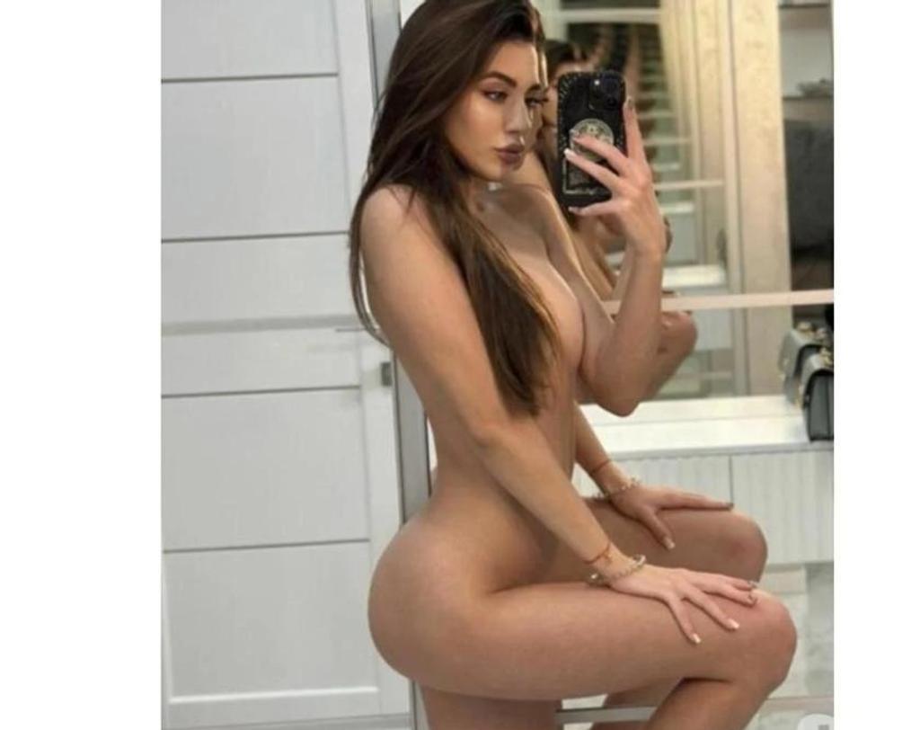  is Female Escorts. | East Midlands | United Kingdom | United Kingdom | scarletamour.com 