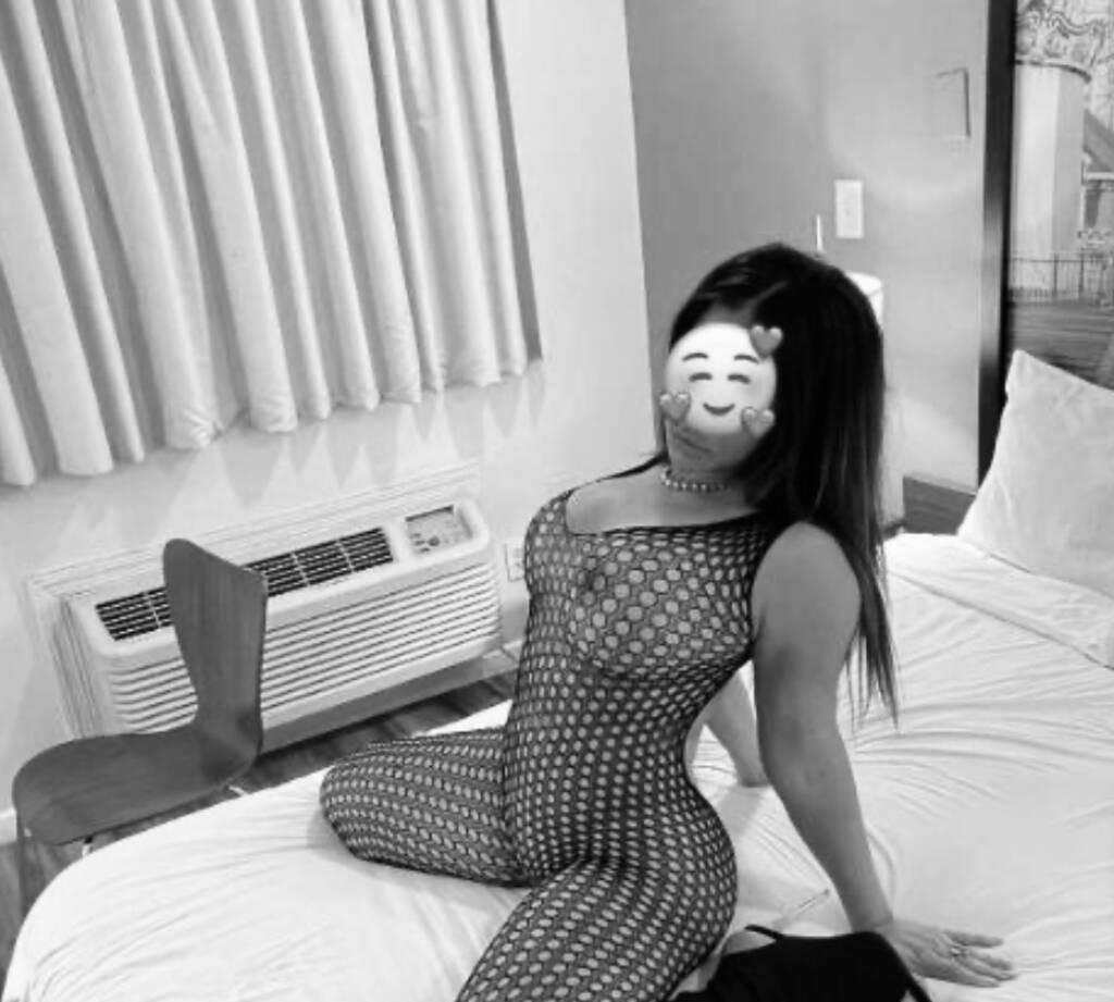 
                        Amelia
                     is Female Escorts. | Quebec City | Quebec | Canada | scarletamour.com 