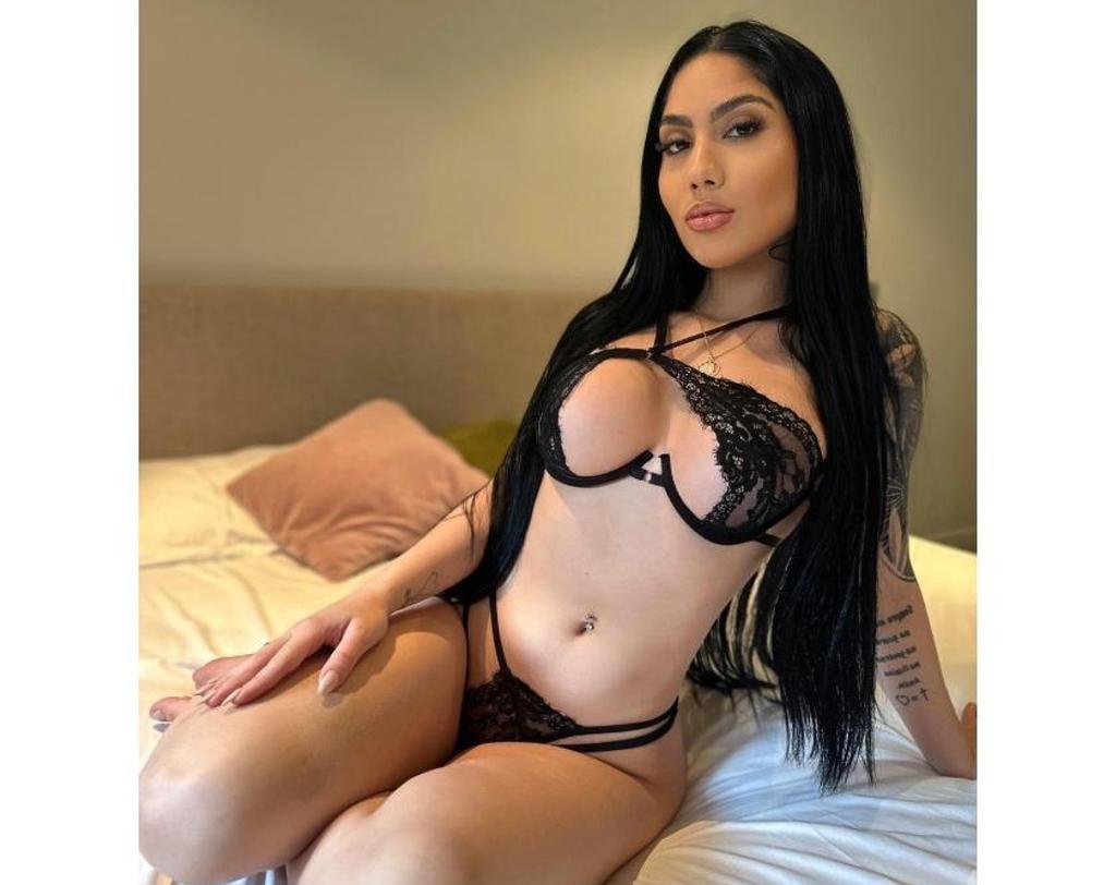  is Female Escorts. | Leeds | United Kingdom | United Kingdom | scarletamour.com 