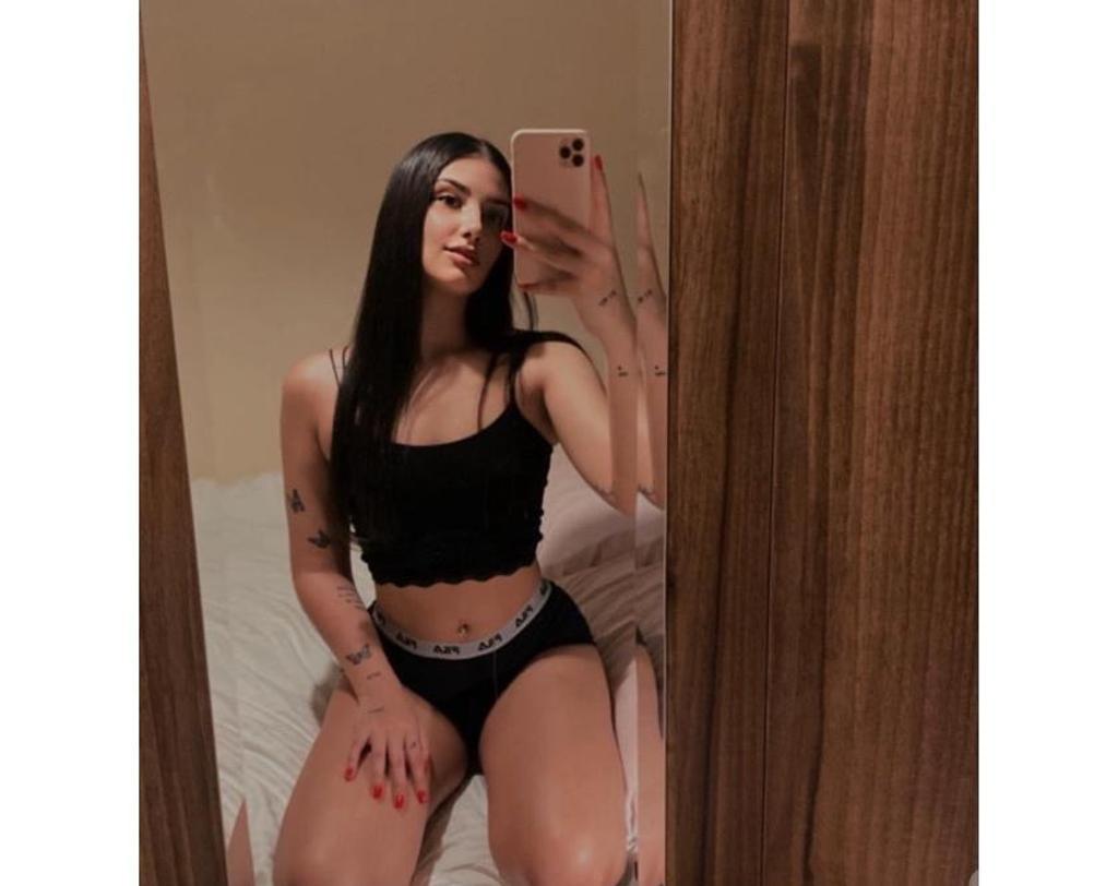  is Female Escorts. | Cambridge | United Kingdom | United Kingdom | scarletamour.com 