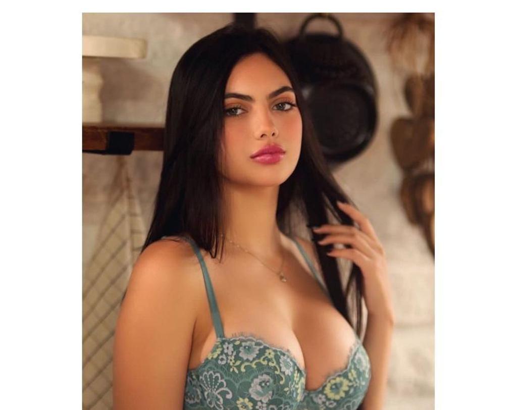  is Female Escorts. | Cambridge | United Kingdom | United Kingdom | scarletamour.com 