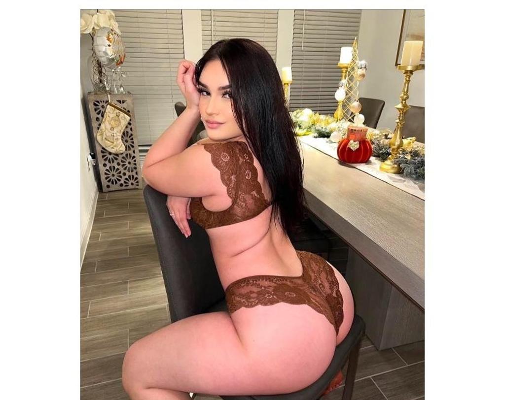  is Female Escorts. | Cambridge | United Kingdom | United Kingdom | scarletamour.com 