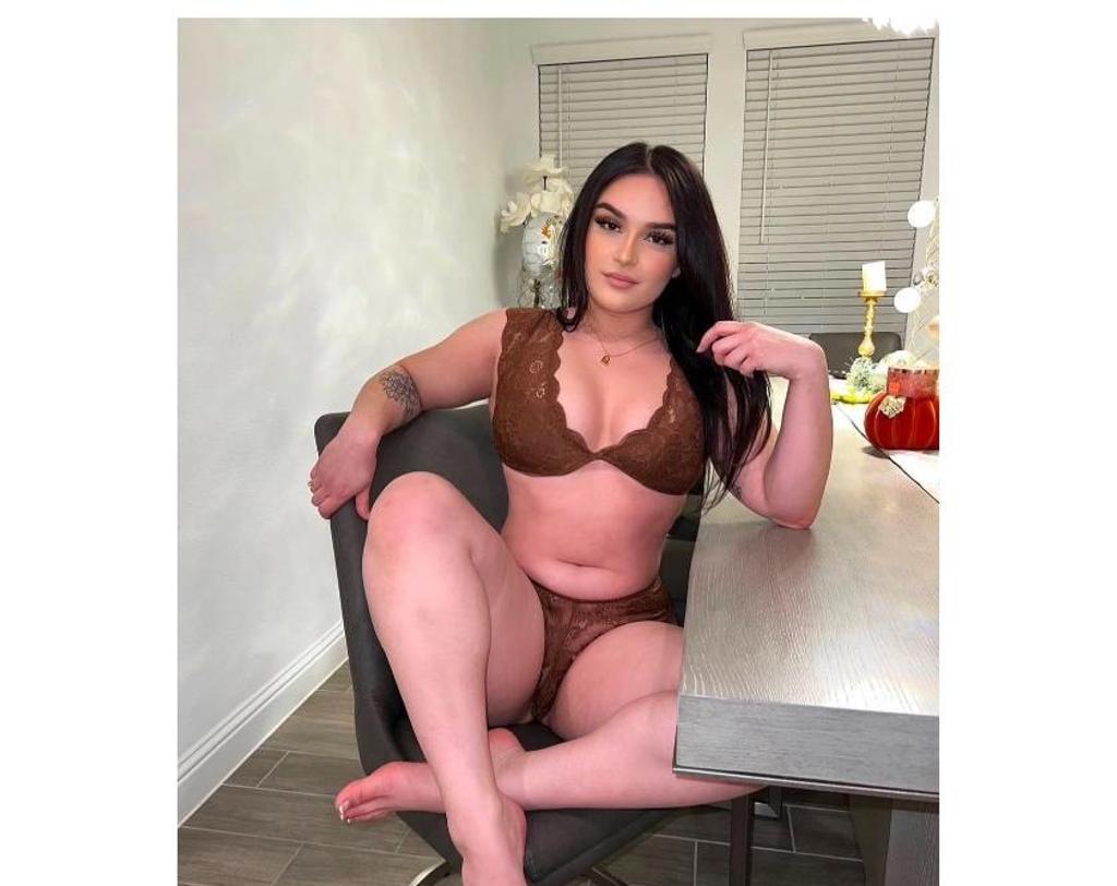  is Female Escorts. | Cambridge | United Kingdom | United Kingdom | scarletamour.com 