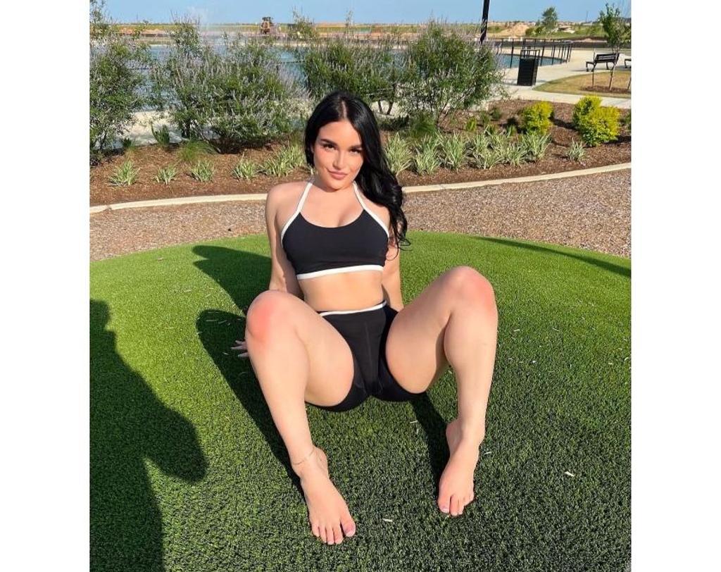  is Female Escorts. | Cambridge | United Kingdom | United Kingdom | scarletamour.com 
