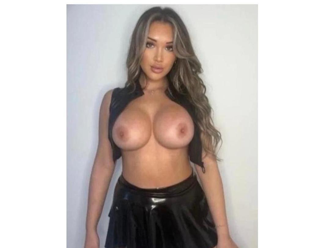  is Female Escorts. | Essex | United Kingdom | United Kingdom | scarletamour.com 