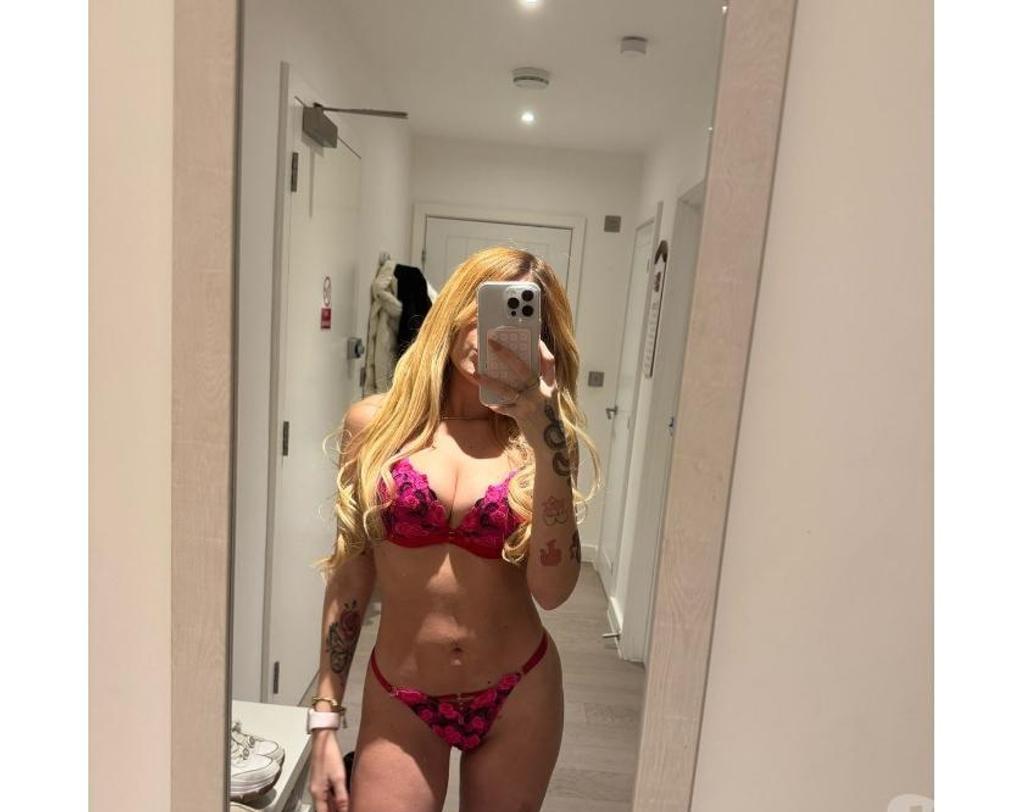  is Female Escorts. | Essex | United Kingdom | United Kingdom | scarletamour.com 