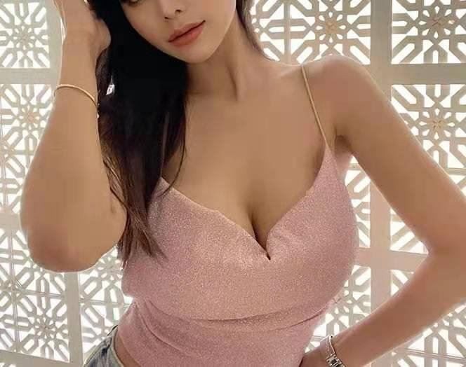 Molly is Female Escorts. | Newcastle | Australia | Australia | scarletamour.com 