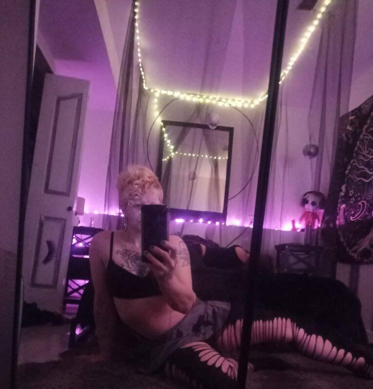 
                        Michelle
                     is Female Escorts. | Abbotsford | British Columbia | Canada | scarletamour.com 