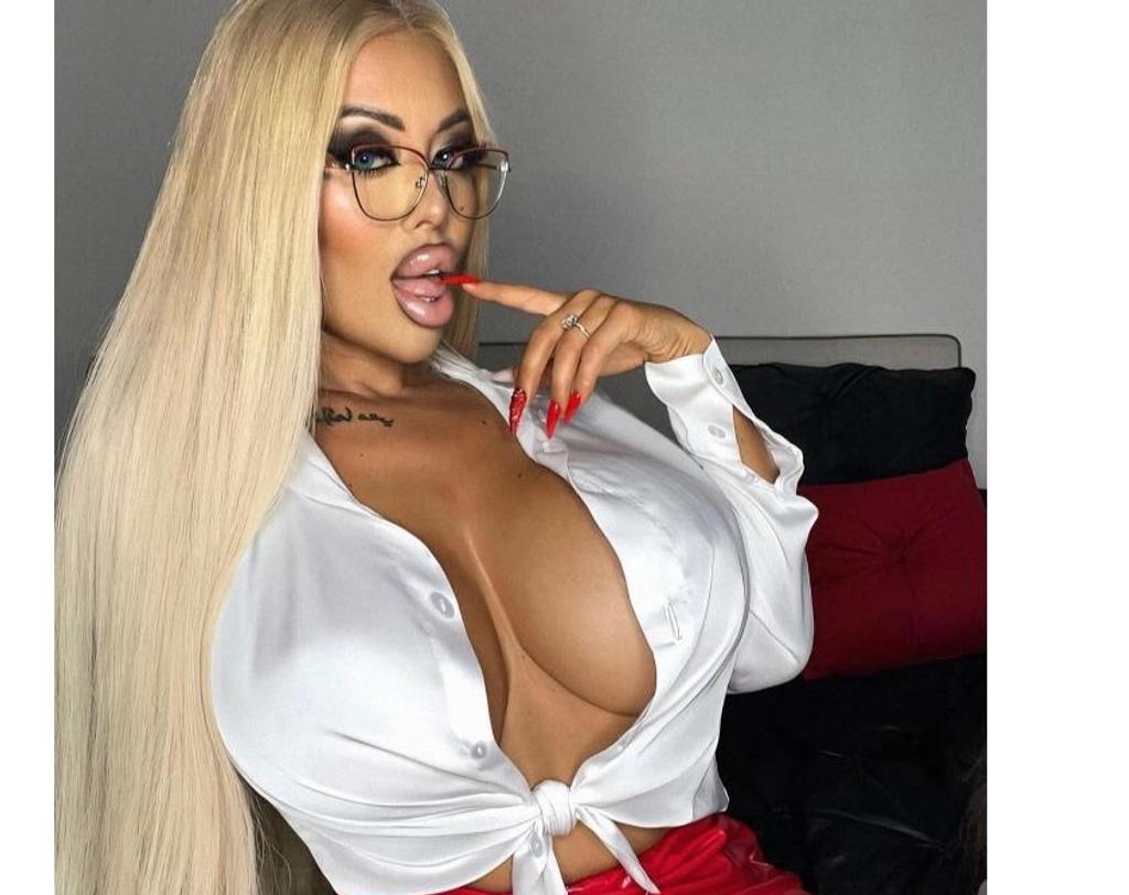  is Female Escorts. | Devon | United Kingdom | United Kingdom | scarletamour.com 