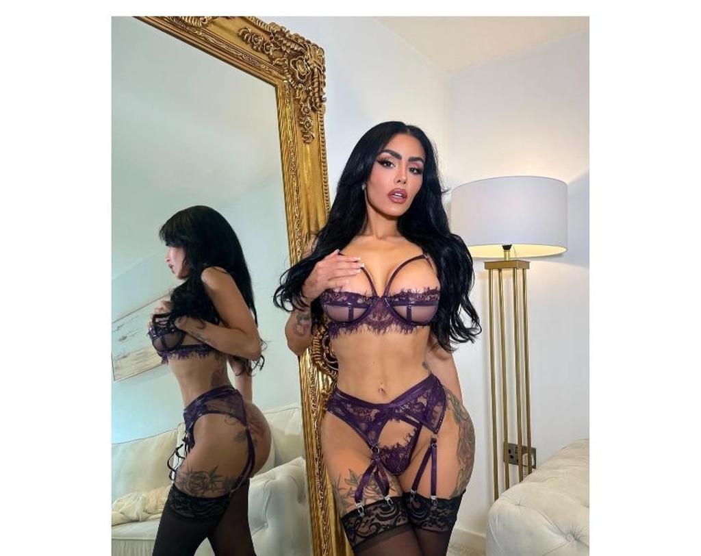  is Female Escorts. | East Midlands | United Kingdom | United Kingdom | scarletamour.com 