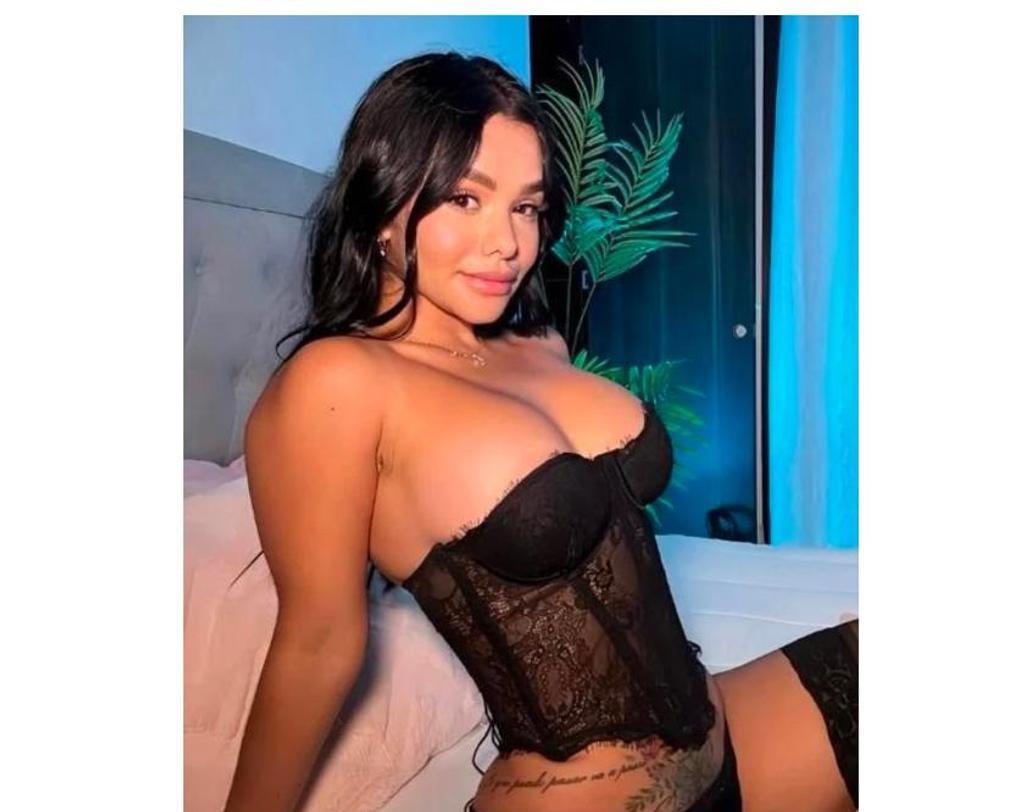  is Female Escorts. | Essex | United Kingdom | United Kingdom | scarletamour.com 