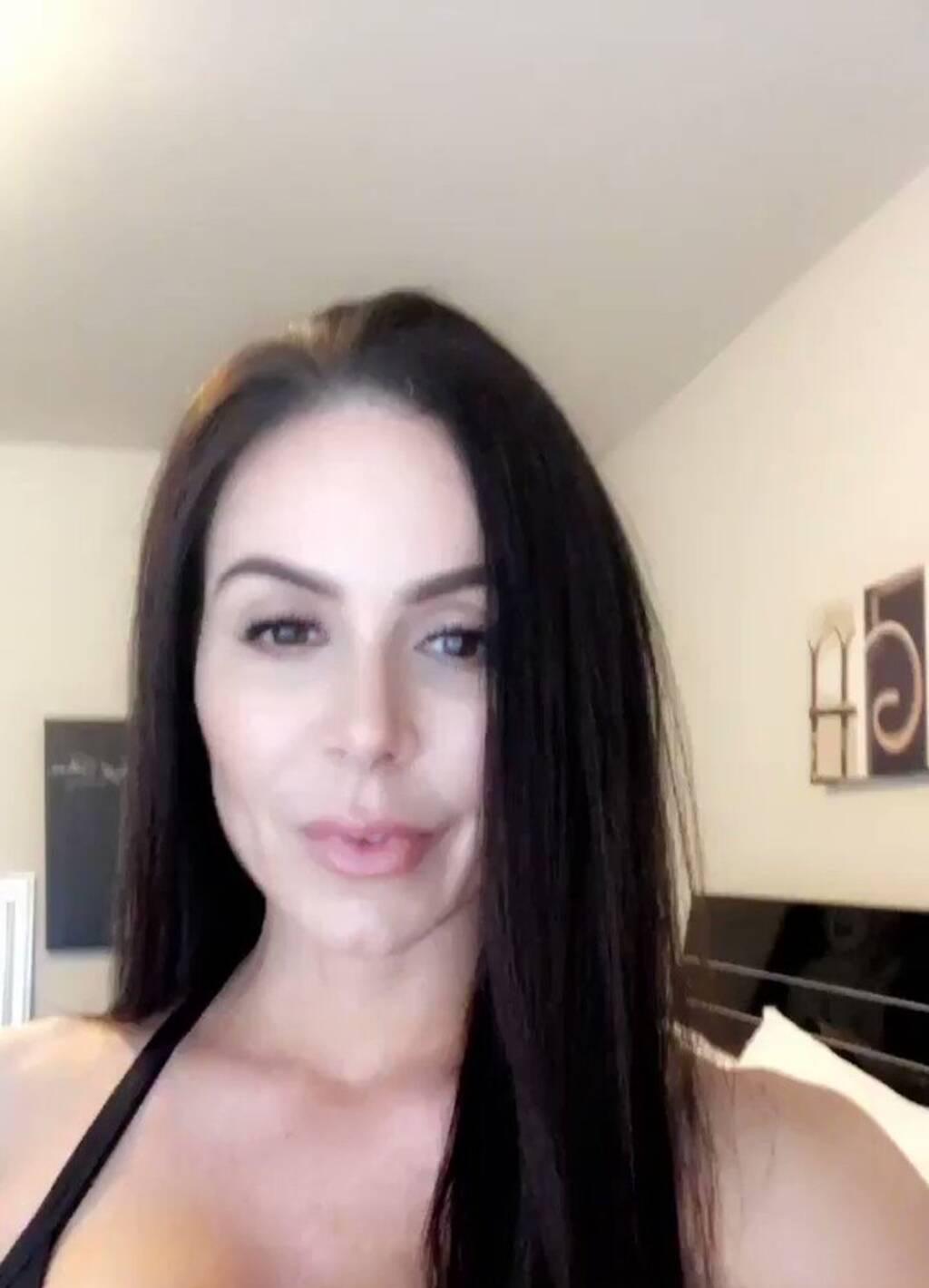 
                        Vera
                     is Female Escorts. | Kingston | Ontario | Canada | scarletamour.com 