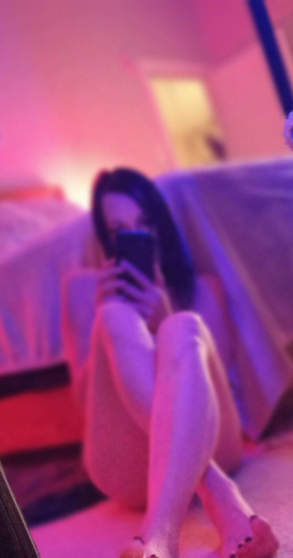 
                        Elzora
                     is Female Escorts. | Red Deer | Alberta | Canada | scarletamour.com 