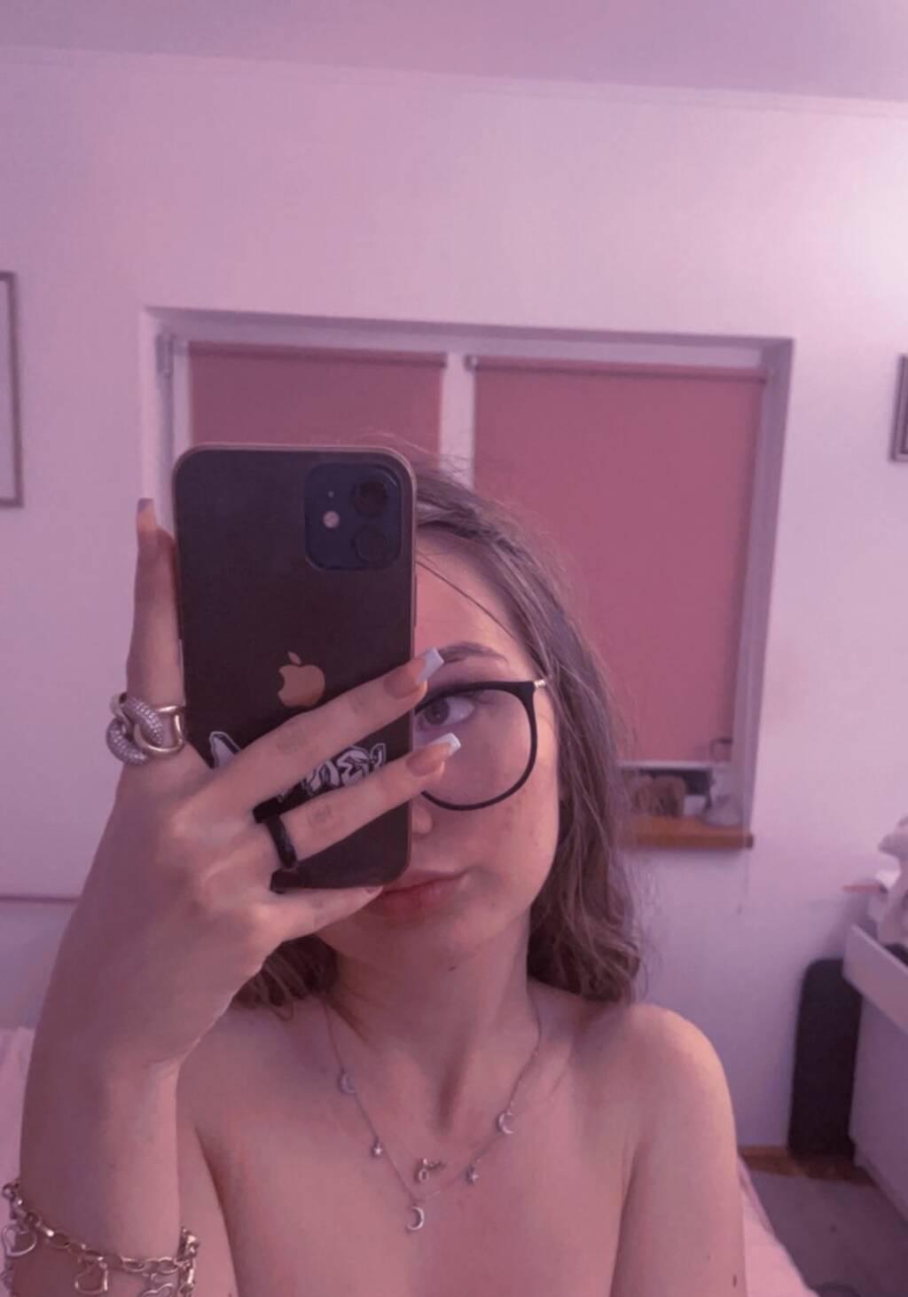 
                        Tina
                     is Female Escorts. | Kamloops | British Columbia | Canada | scarletamour.com 