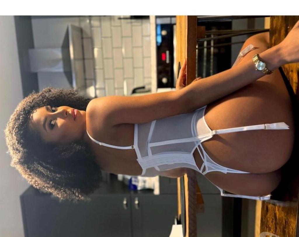  is Female Escorts. | Leeds | United Kingdom | United Kingdom | scarletamour.com 