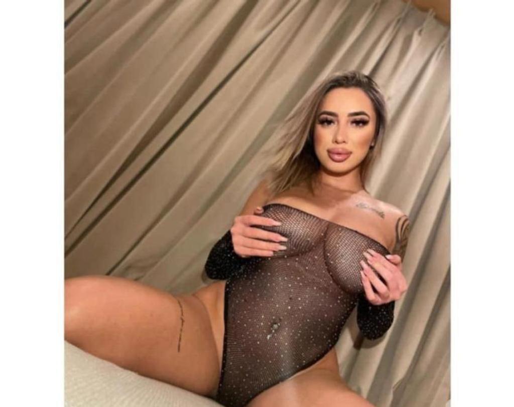  is Female Escorts. | Cambridge | United Kingdom | United Kingdom | scarletamour.com 