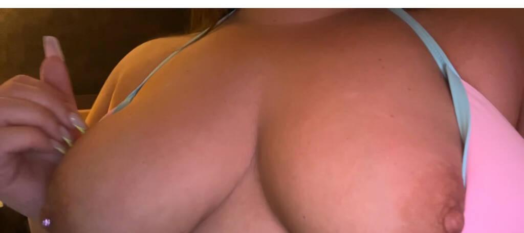 
                        Msthickhas • Tight & Pink
                     is Female Escorts. | Chatham | Ontario | Canada | scarletamour.com 