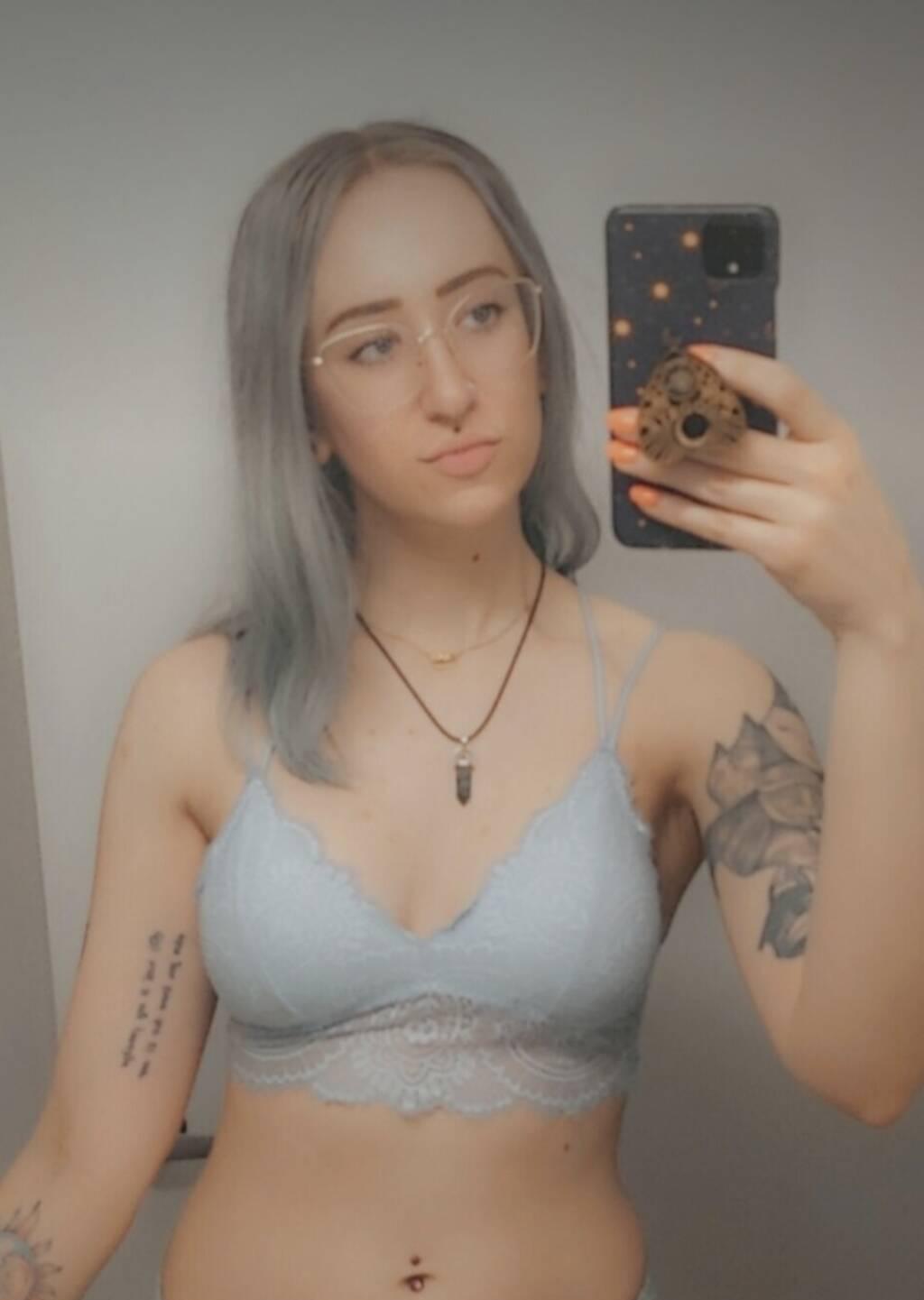 
                        Angela
                     is Female Escorts. | Owen Sound | Ontario | Canada | scarletamour.com 