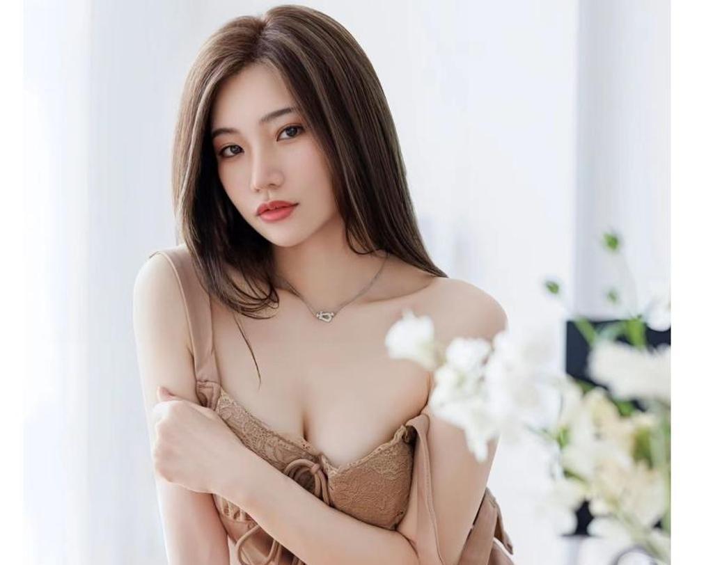  is Female Escorts. | East Anglia | United Kingdom | United Kingdom | scarletamour.com 