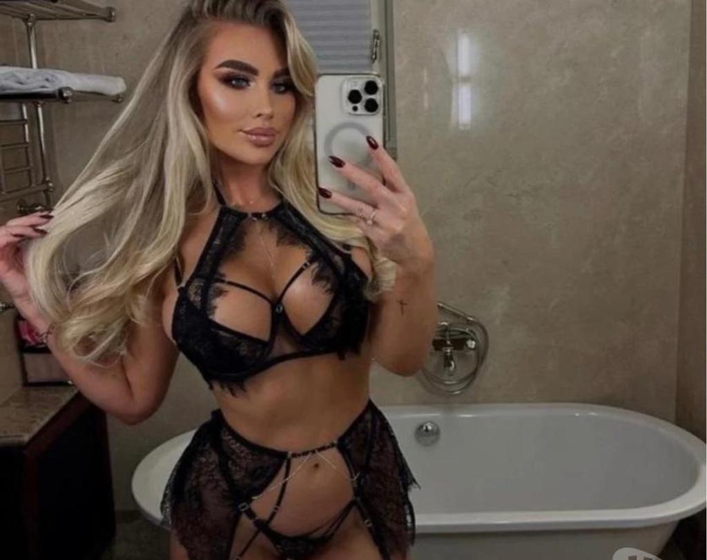  is Female Escorts. | Essex | United Kingdom | United Kingdom | scarletamour.com 