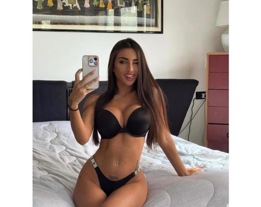  is Female Escorts. | Kent | United Kingdom | United Kingdom | scarletamour.com 