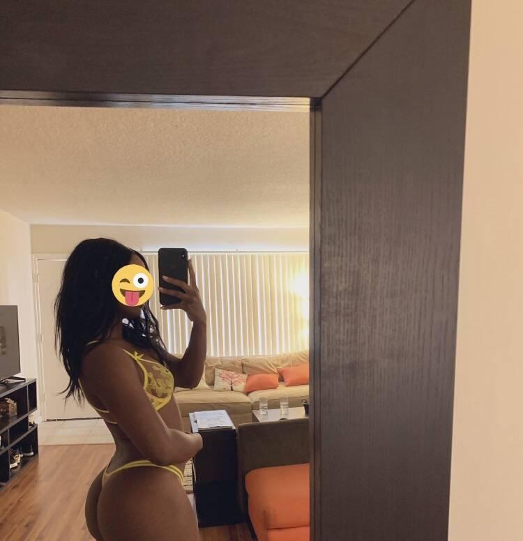 
                        Jasmine
                     is Female Escorts. | Prince Albert | Saskatchewan | Canada | scarletamour.com 