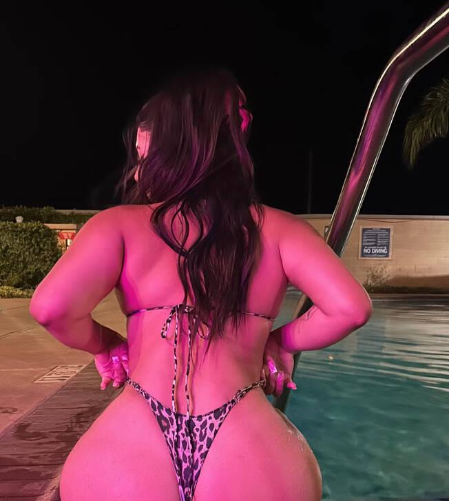 
                        Eva
                     is Female Escorts. | Vancouver | British Columbia | Canada | scarletamour.com 