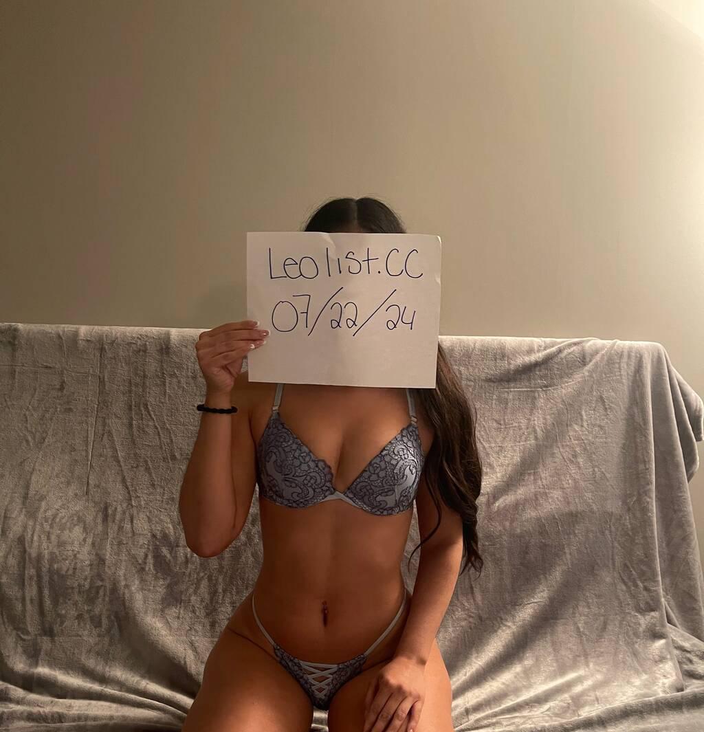 
                        Layla
                     is Female Escorts. | Guelph | Ontario | Canada | scarletamour.com 