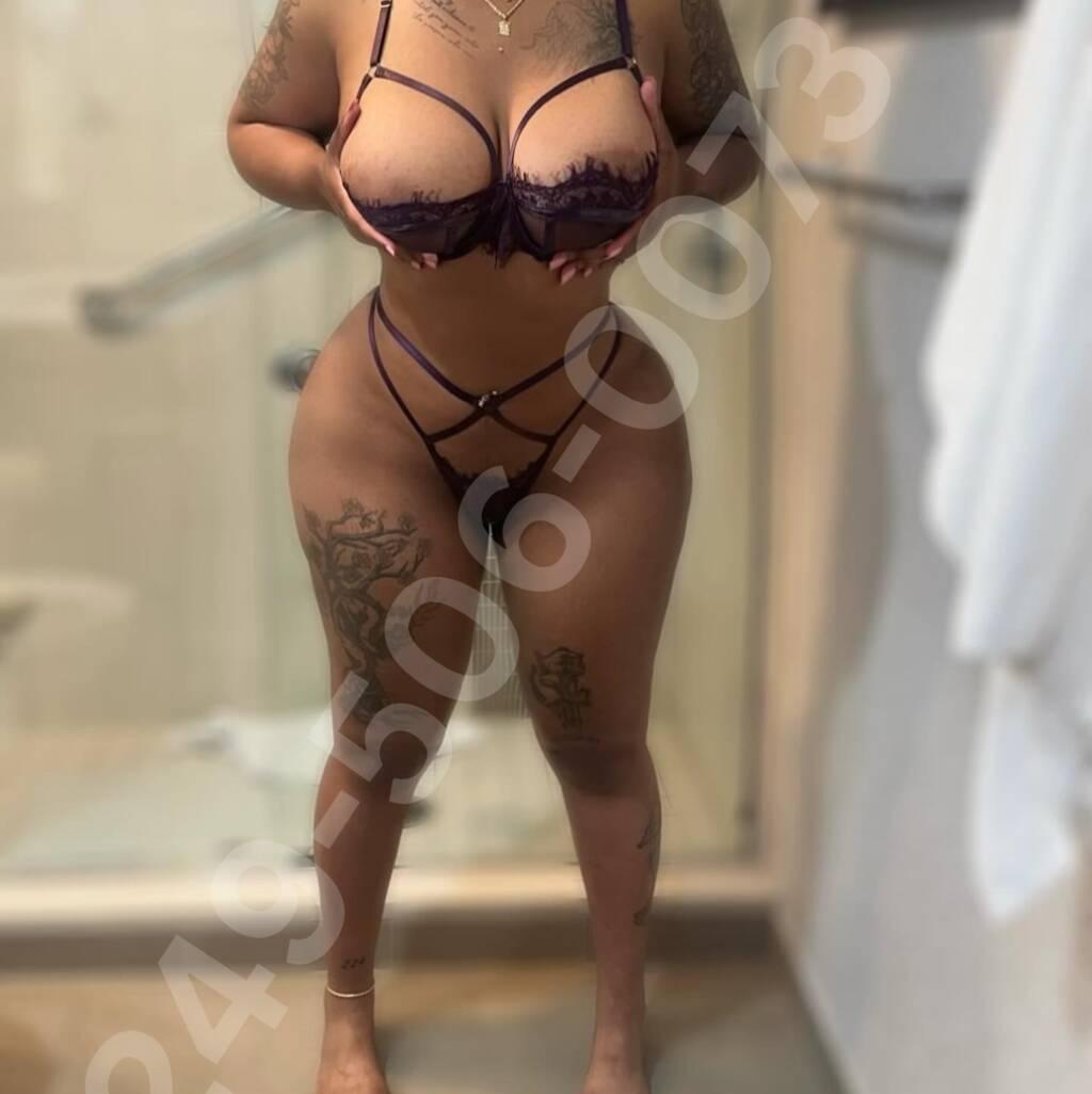 
                        Daisy Harrison
                     is Female Escorts. | windsor | Ontario | Canada | scarletamour.com 